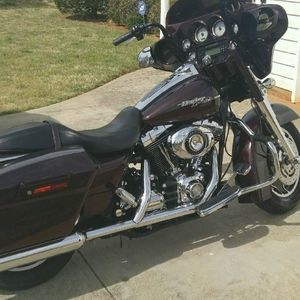 Meet your Posher, Dennis